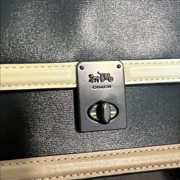 Coach Black and Cream Mini Bag - Picture 3 of 5